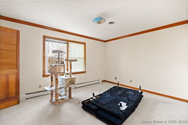 6810 Appleleaf Lane, Sellersburg, IN 47172