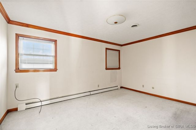 6810 Appleleaf Lane, Sellersburg, IN 47172