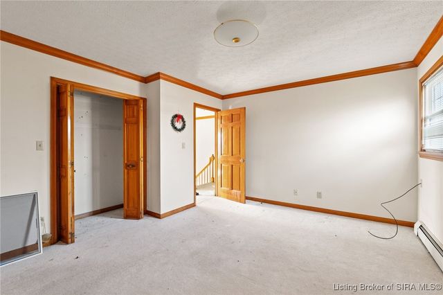 6810 Appleleaf Lane, Sellersburg, IN 47172