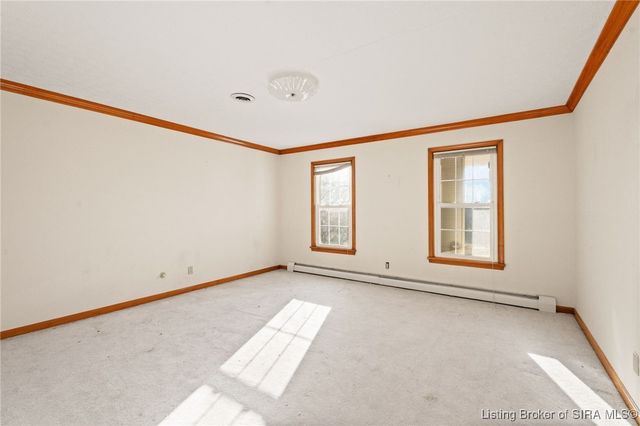 6810 Appleleaf Lane, Sellersburg, IN 47172