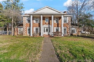 6810 Appleleaf Lane, Sellersburg, IN 47172