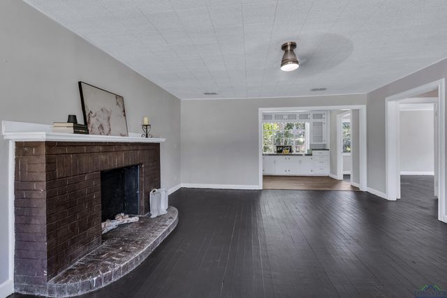 1207 Lettie St., Longview, TX 75601