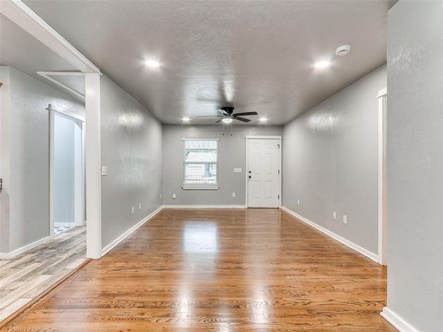 208 W Jacobs Drive, Midwest City, OK 73110