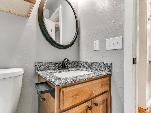 208 W Jacobs Drive, Midwest City, OK 73110