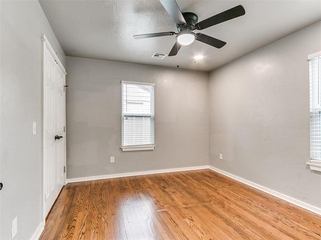 208 W Jacobs Drive, Midwest City, OK 73110