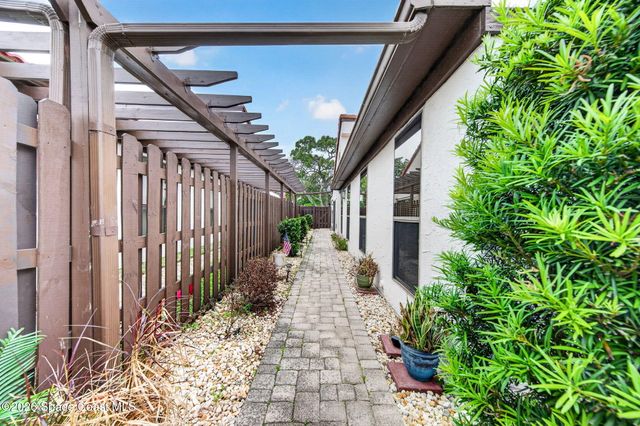 108 Osprey Court, Melbourne, FL 32940