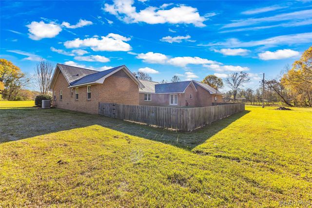 1609 Chapel Road, Wetumpka, AL 36092