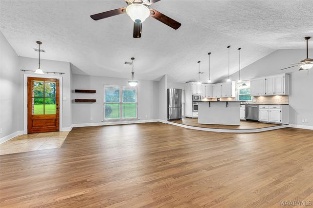1609 Chapel Road, Wetumpka, AL 36092