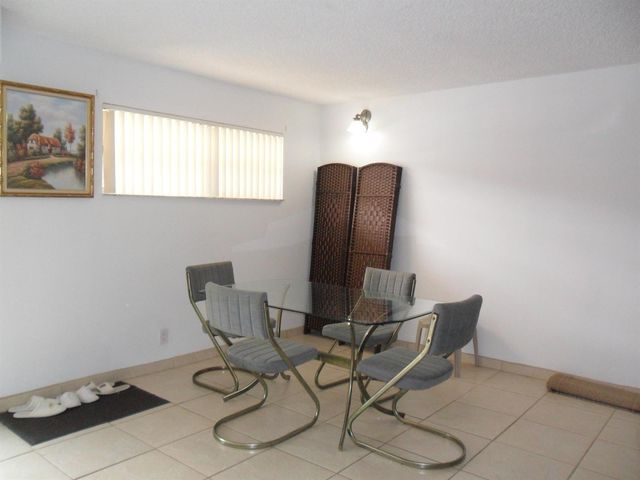 681 S Hollybrook Drive 105, Pembroke Pines, FL 33025