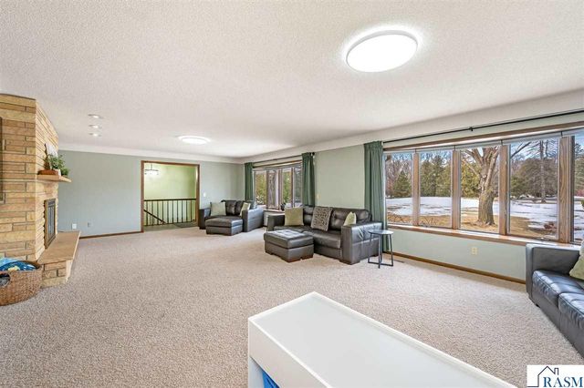 19169 State Hwy 22 Highway, Mankato, MN 56001