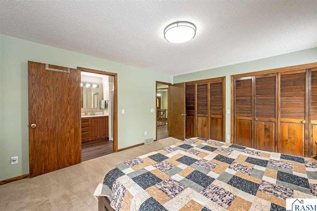 19169 State Hwy 22 Highway, Mankato, MN 56001