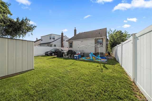 461 Greengrove Avenue, Uniondale, NY 11553