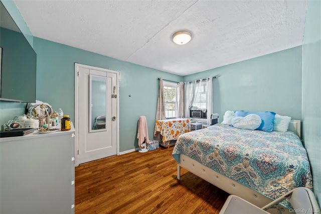 461 Greengrove Avenue, Uniondale, NY 11553
