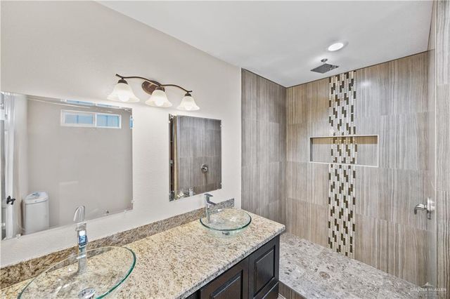 250 S Cypress Street, Pharr, TX 78577