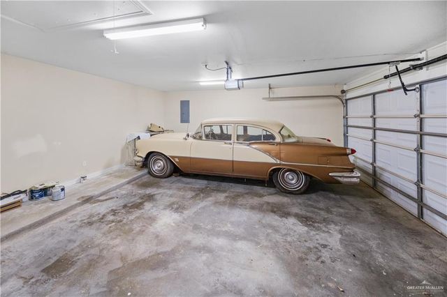 250 S Cypress Street, Pharr, TX 78577