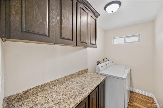 250 S Cypress Street, Pharr, TX 78577