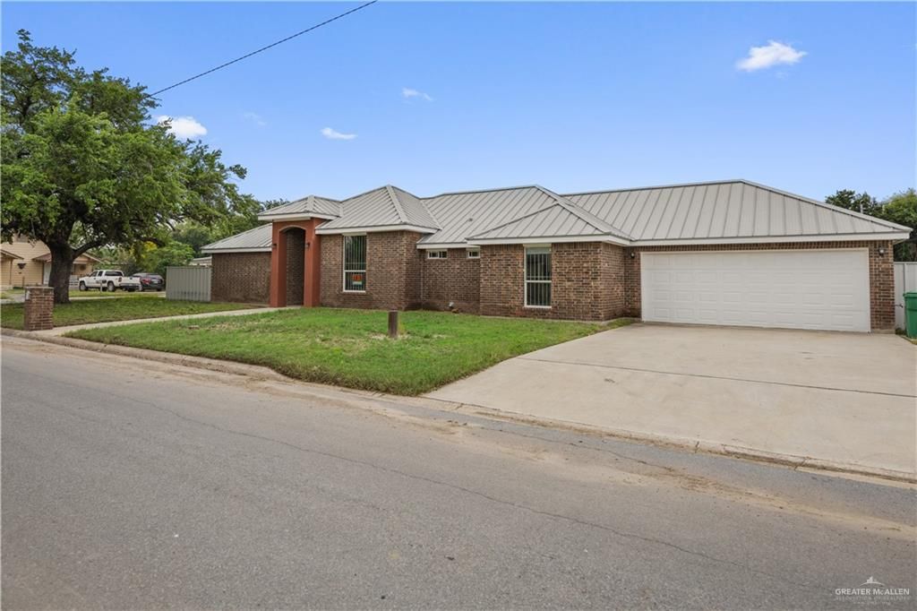 250 S Cypress Street, Pharr, TX 78577