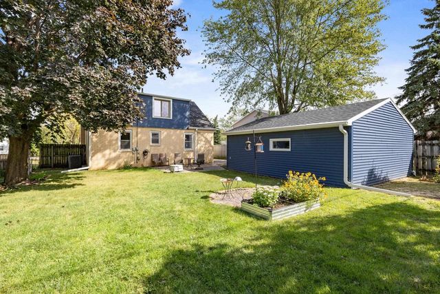 1028 MAYER STREET, Menasha, WI 54952