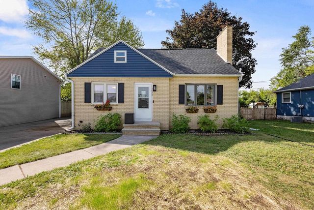 1028 MAYER STREET, Menasha, WI 54952