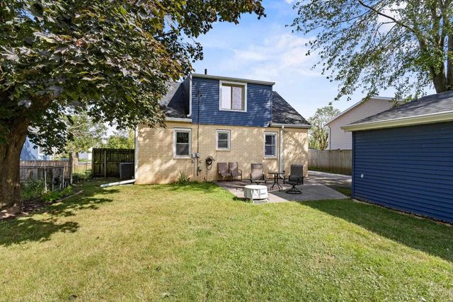 1028 MAYER STREET, Menasha, WI 54952