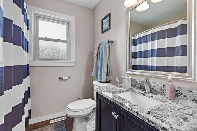1028 MAYER STREET, Menasha, WI 54952