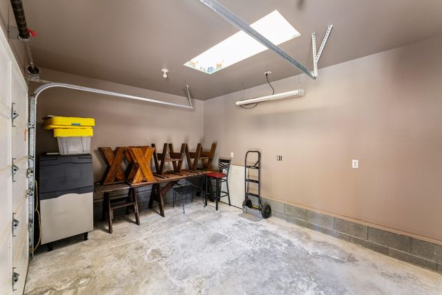 313 Eagle Ridge Drive, Grants Pass, OR 97526