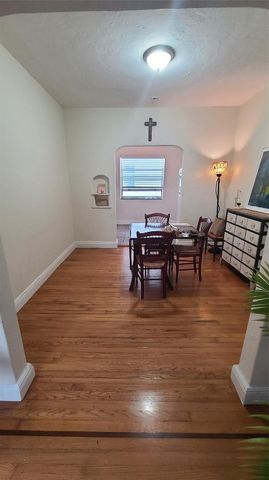 1559 Meridian Avenue 207, Miami Beach, FL 33139