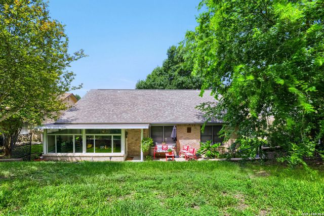 3808 OVERLOOK DR, Schertz, TX 78108