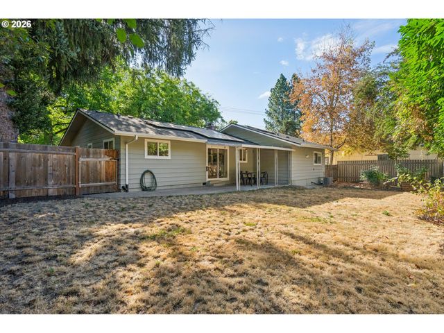 11945 Sw 95TH Ave, Portland, OR 97223