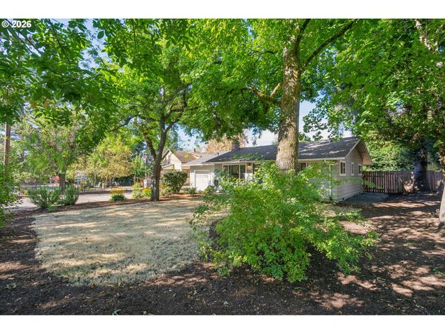 11945 Sw 95TH Ave, Portland, OR 97223