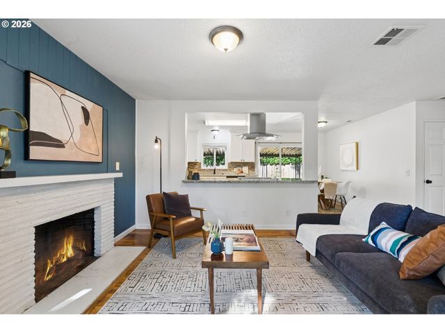 11945 Sw 95TH Ave, Portland, OR 97223