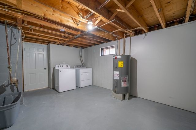 16 Ward Lane, Westborough, MA 01581