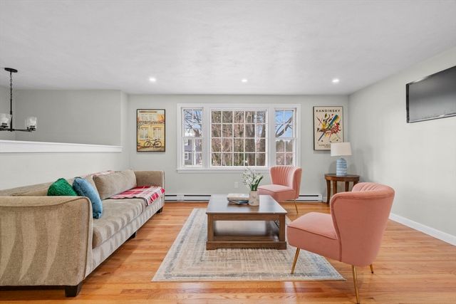 16 Ward Lane, Westborough, MA 01581