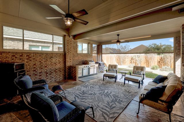 308 Bluehaw DR, Georgetown, TX 78628