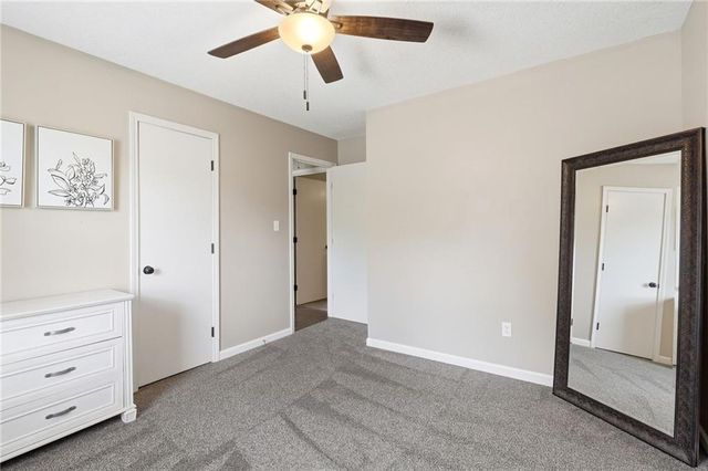 1100 NE Deerbrook Terrace, Lee's Summit, MO 64086
