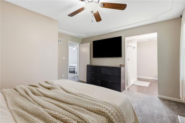 1100 NE Deerbrook Terrace, Lee's Summit, MO 64086