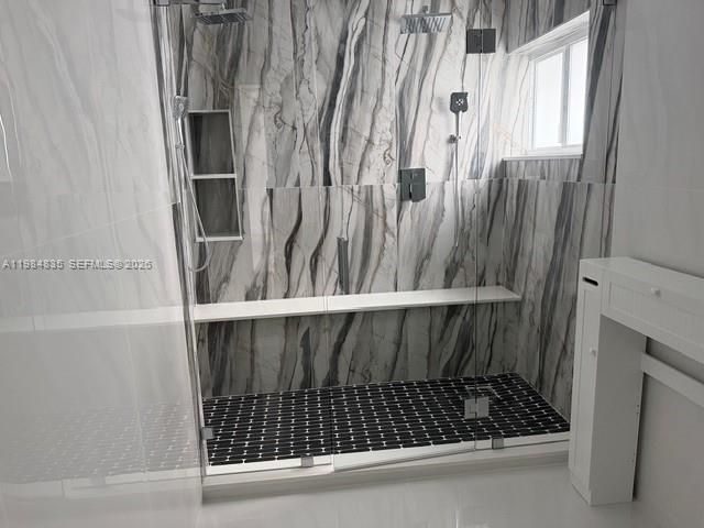 588 Mokena Dr, Miami Springs, FL 33166