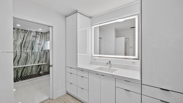 588 Mokena Dr, Miami Springs, FL 33166