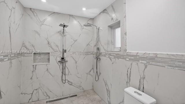 588 Mokena Dr, Miami Springs, FL 33166