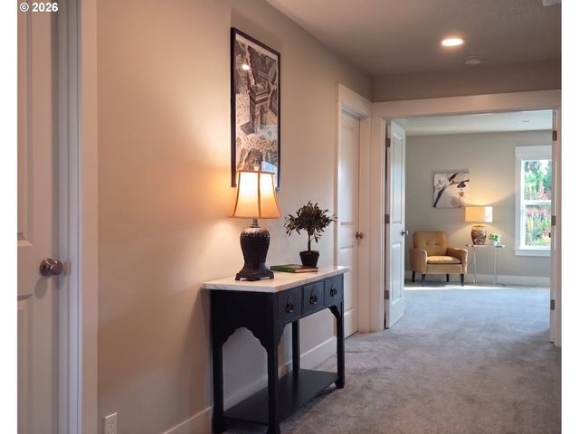 17649 Sw COBB Ln, Beaverton, OR 97007