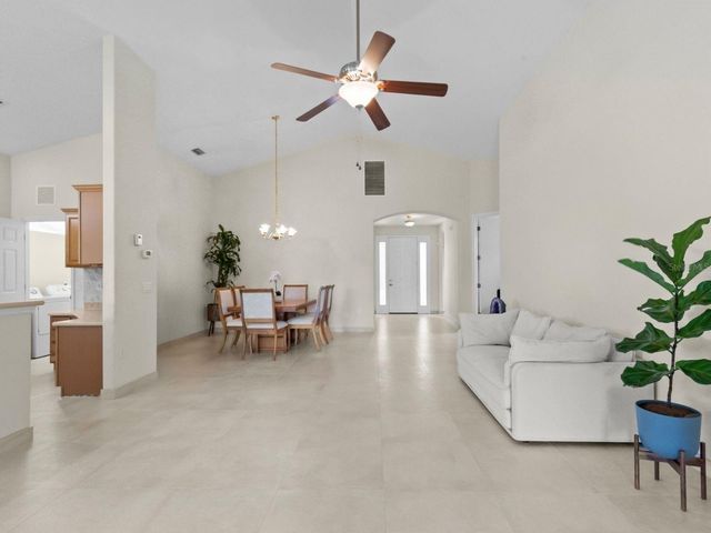 8135 INDIGO RIDGE TERRACE, Bradenton, FL 34201