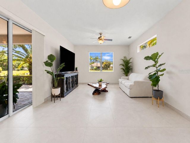 8135 INDIGO RIDGE TERRACE, Bradenton, FL 34201