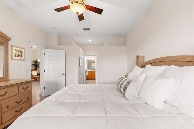8135 INDIGO RIDGE TERRACE, Bradenton, FL 34201