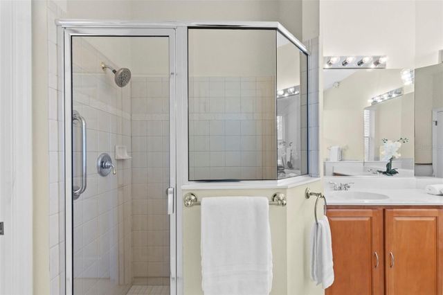 8135 INDIGO RIDGE TERRACE, Bradenton, FL 34201