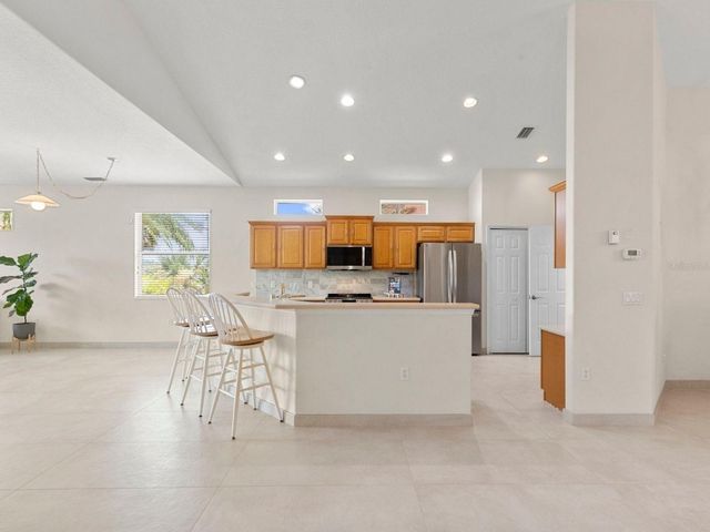 8135 INDIGO RIDGE TERRACE, Bradenton, FL 34201
