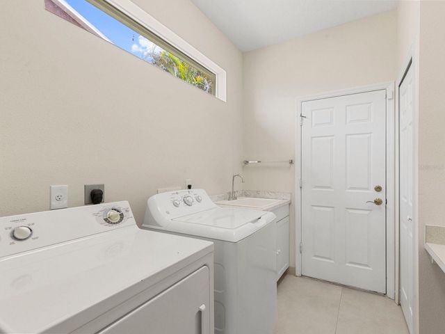 8135 INDIGO RIDGE TERRACE, Bradenton, FL 34201