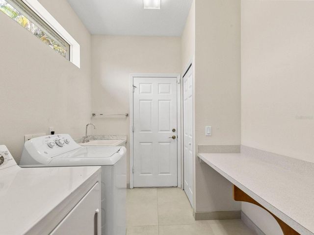 8135 INDIGO RIDGE TERRACE, Bradenton, FL 34201