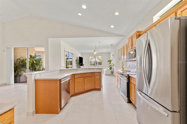 8135 INDIGO RIDGE TERRACE, Bradenton, FL 34201