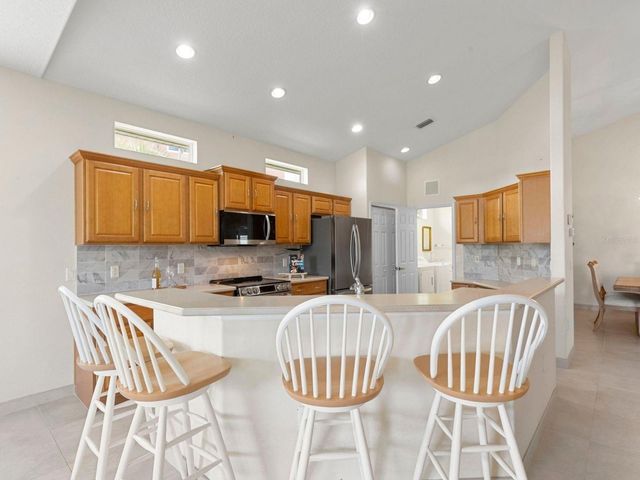 8135 INDIGO RIDGE TERRACE, Bradenton, FL 34201