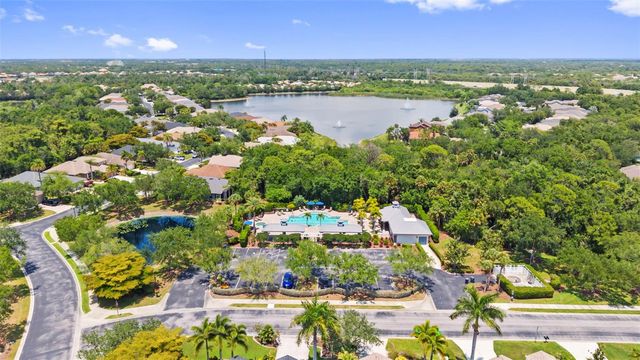 8135 INDIGO RIDGE TERRACE, Bradenton, FL 34201